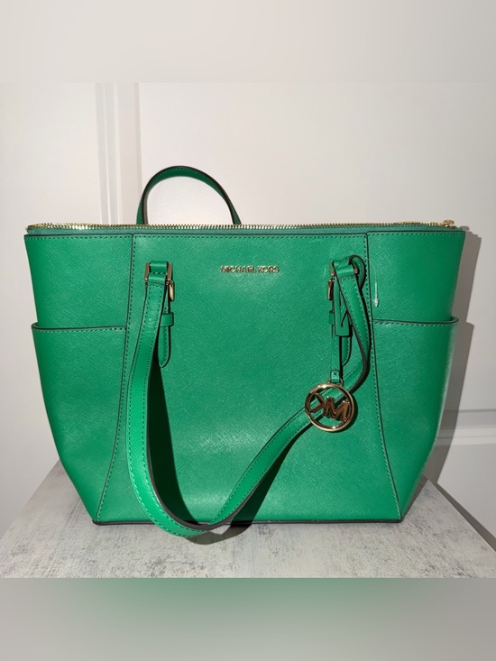 Michael Kors Handbags - Michael Kors Charlotte Large Leather Top-Zip Tote Bag in Palmetto Green
